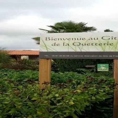 Villa De La Quetterie *
